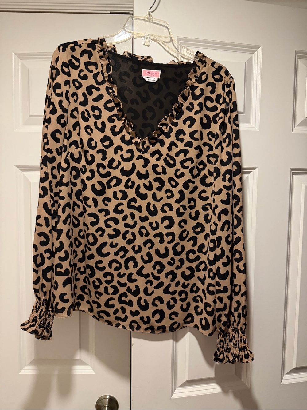 Leopard Print V-Neck Long-Sleeve Top - Large Beige & Black leopard print - lined